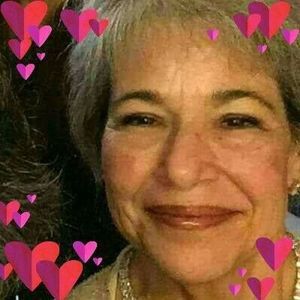 Meet your Posher, Corinne